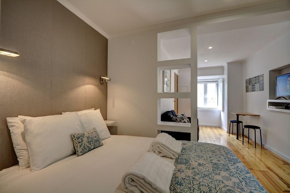 Martim Vaz Design By Alfama Apartment Lisbon